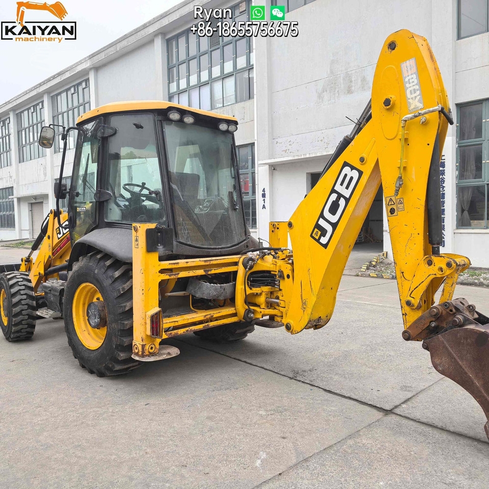 Backhoe loader 3CX4T 3CX4T- Photo 5
