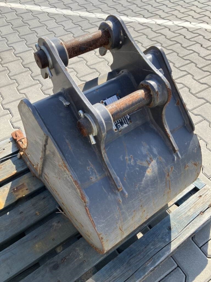 Baggerlader Volvo Tieflöffel mit Zähne - Festanbau Volvo Tieflöffel mit Zähne - Festanbau- Photo 2