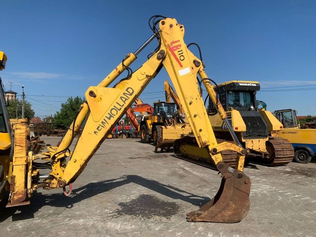 Baggerlader New Holland LB 110-4 PT New Holland LB 110-4 PT- Photo 4