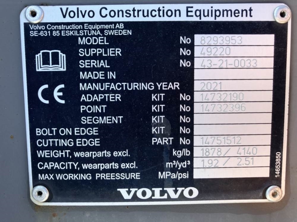 Baggerlader Volvo Tieflöffel mit Zähnen - Festanbau Volvo Tieflöffel mit Zähnen - Festanbau- Photo 5
