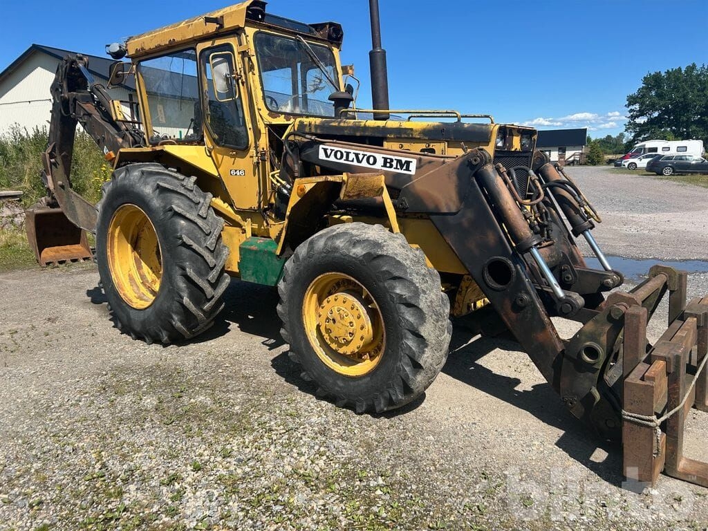 Baggerlader Traktorgrävare flertal redskap Volvo BM 646- Photo 4