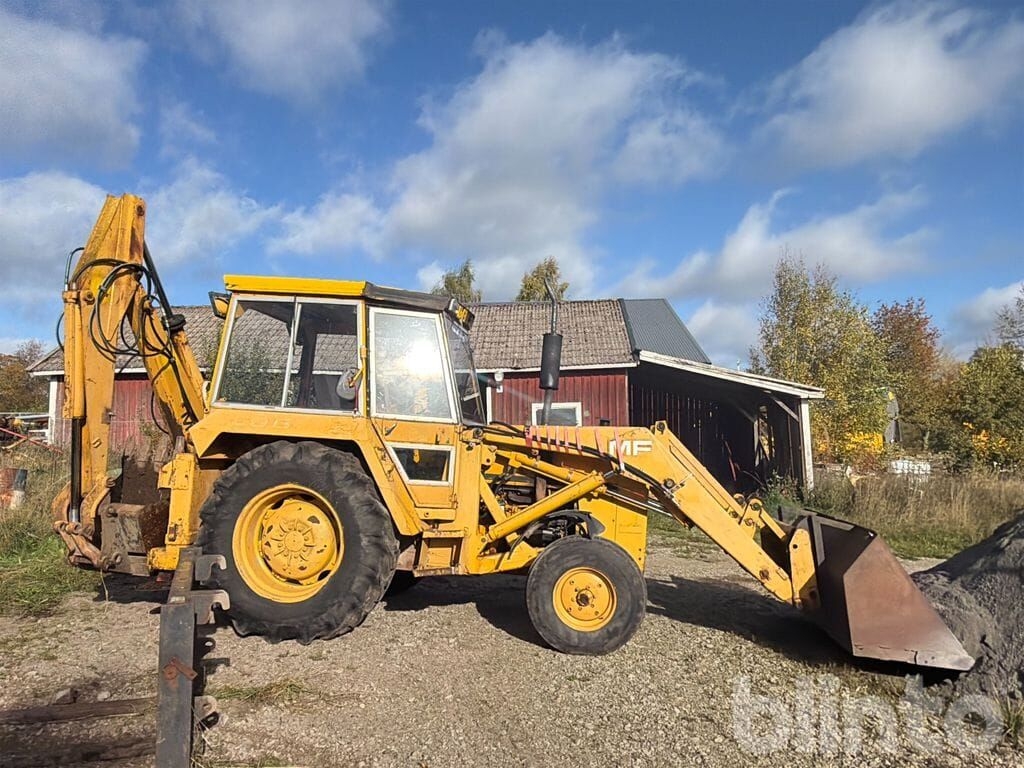 Backhoe loader Traktorgrävare MF 50B- Photo 4