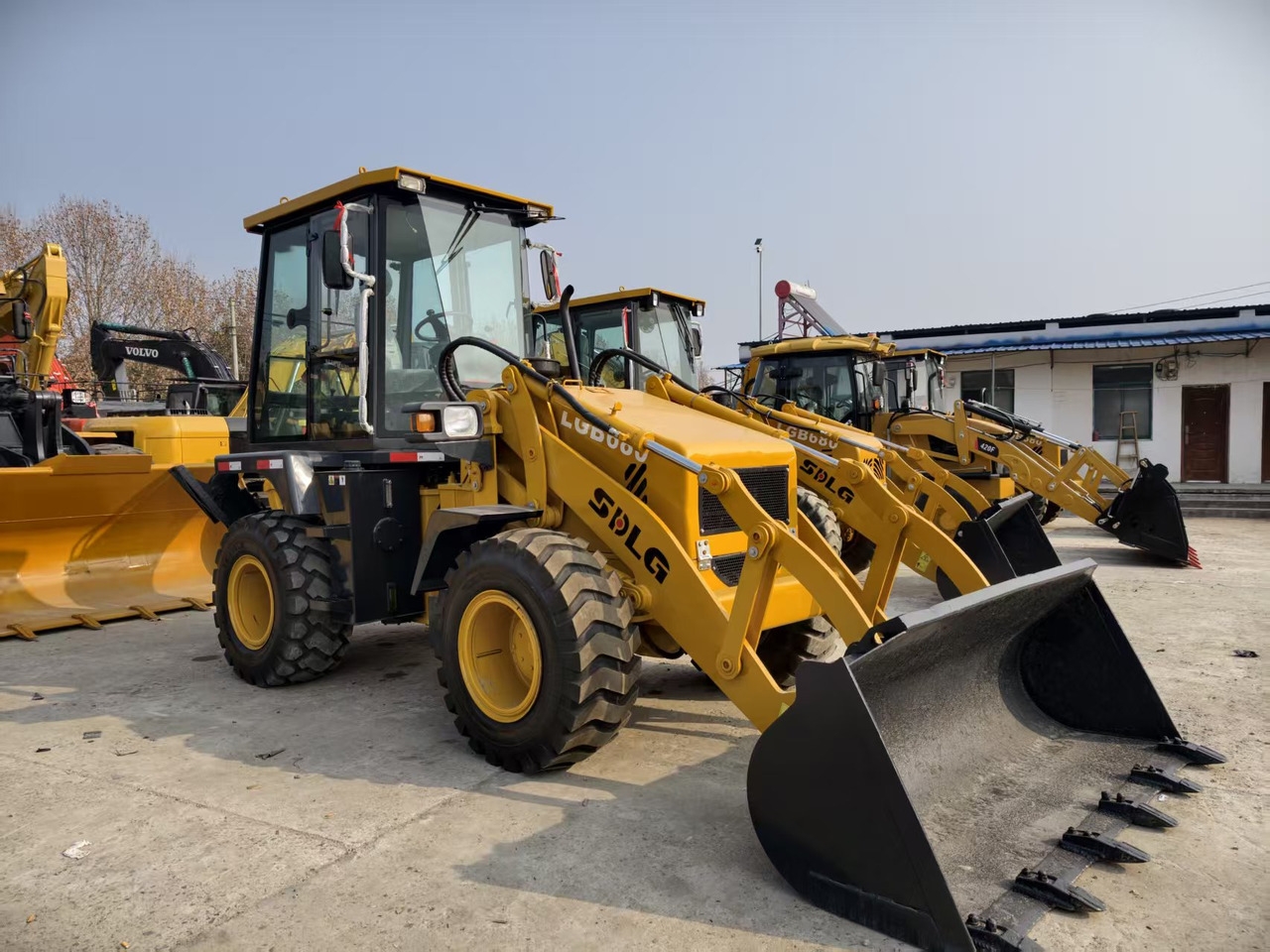 Baggerlader LGB680 LGB680- Photo 2