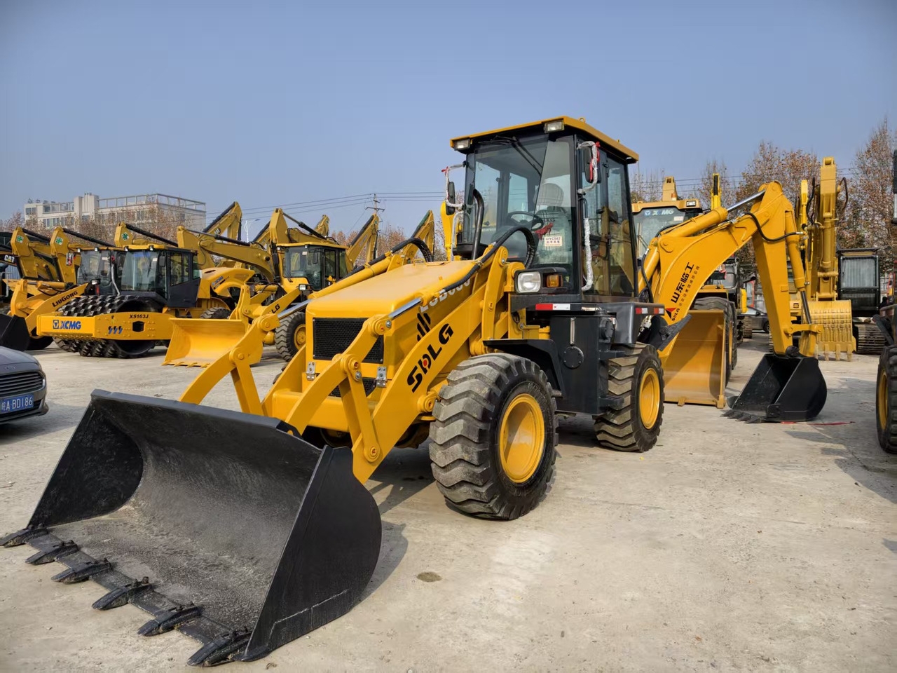 Baggerlader LGB680 LGB680- Photo 4