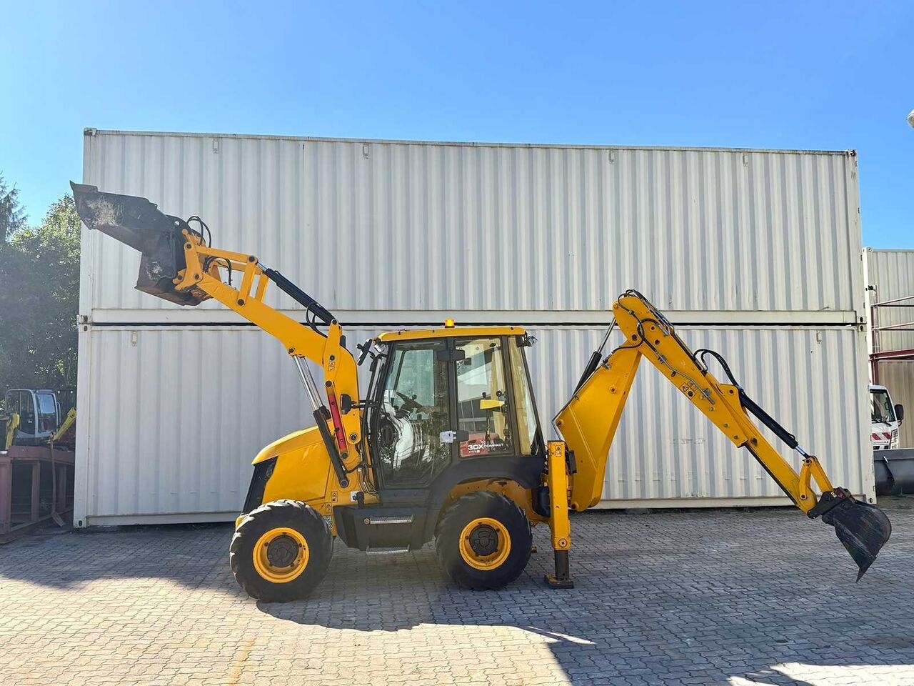 Backhoe loader JCB - 3CX COMPACT WITH BUCKET AND HAMMER - 2022 - BACKHOE LOADERS- Photo 3