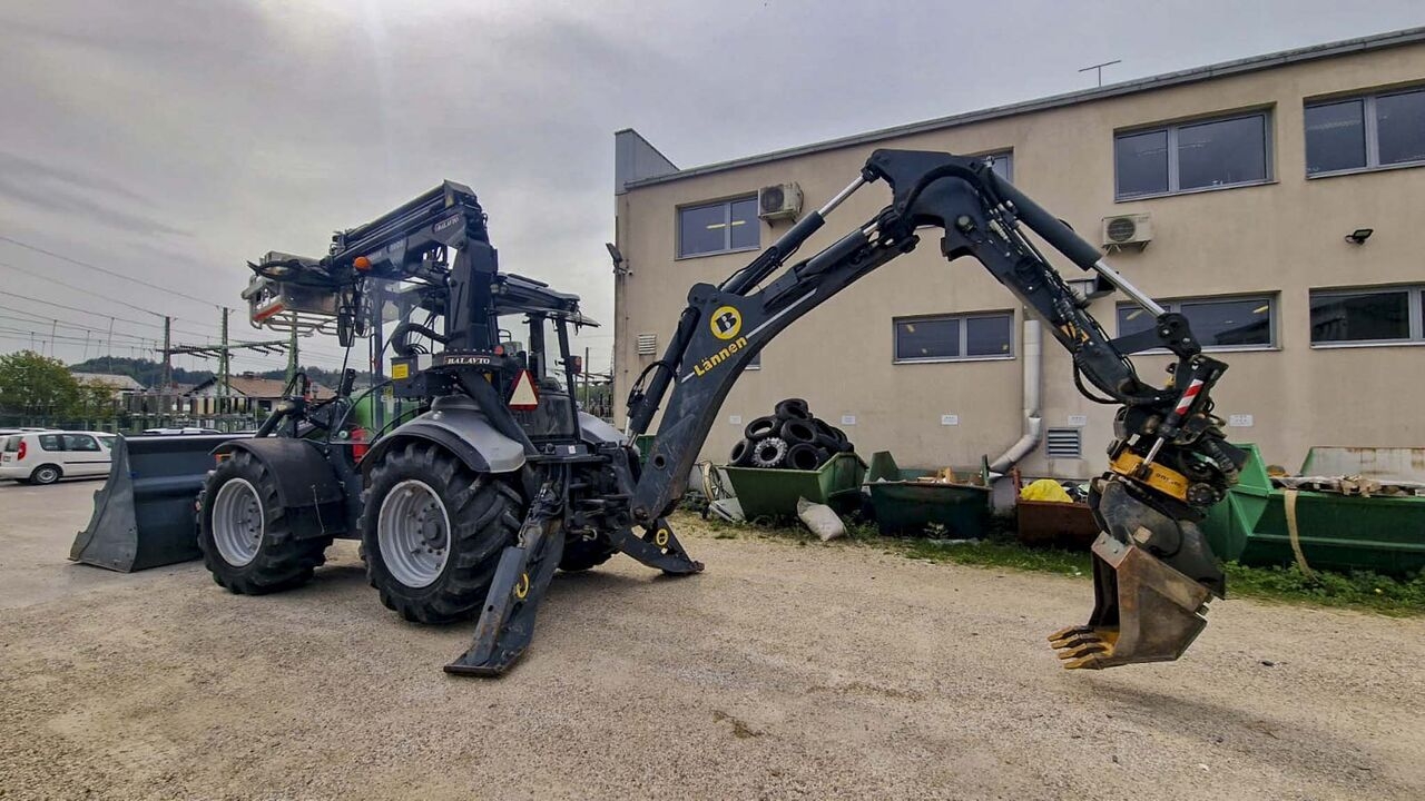 Backhoe loader Lännen 8800K- Photo 3