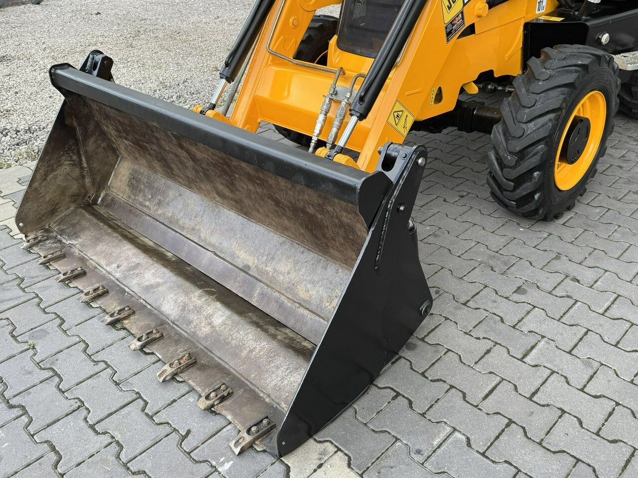 Backhoe loader MIDI CX Szybkozłącze Nowe Opony bez luzów i wycieków Super Stan MIDI CX Szybkozłącze Nowe Opony bez luzów i wycieków Super Stan- Photo 3