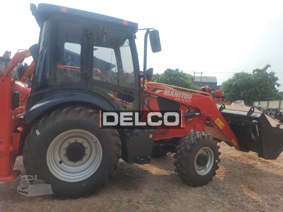 Koparko-ładowarka MBLX900 MBLX900- Photo 3