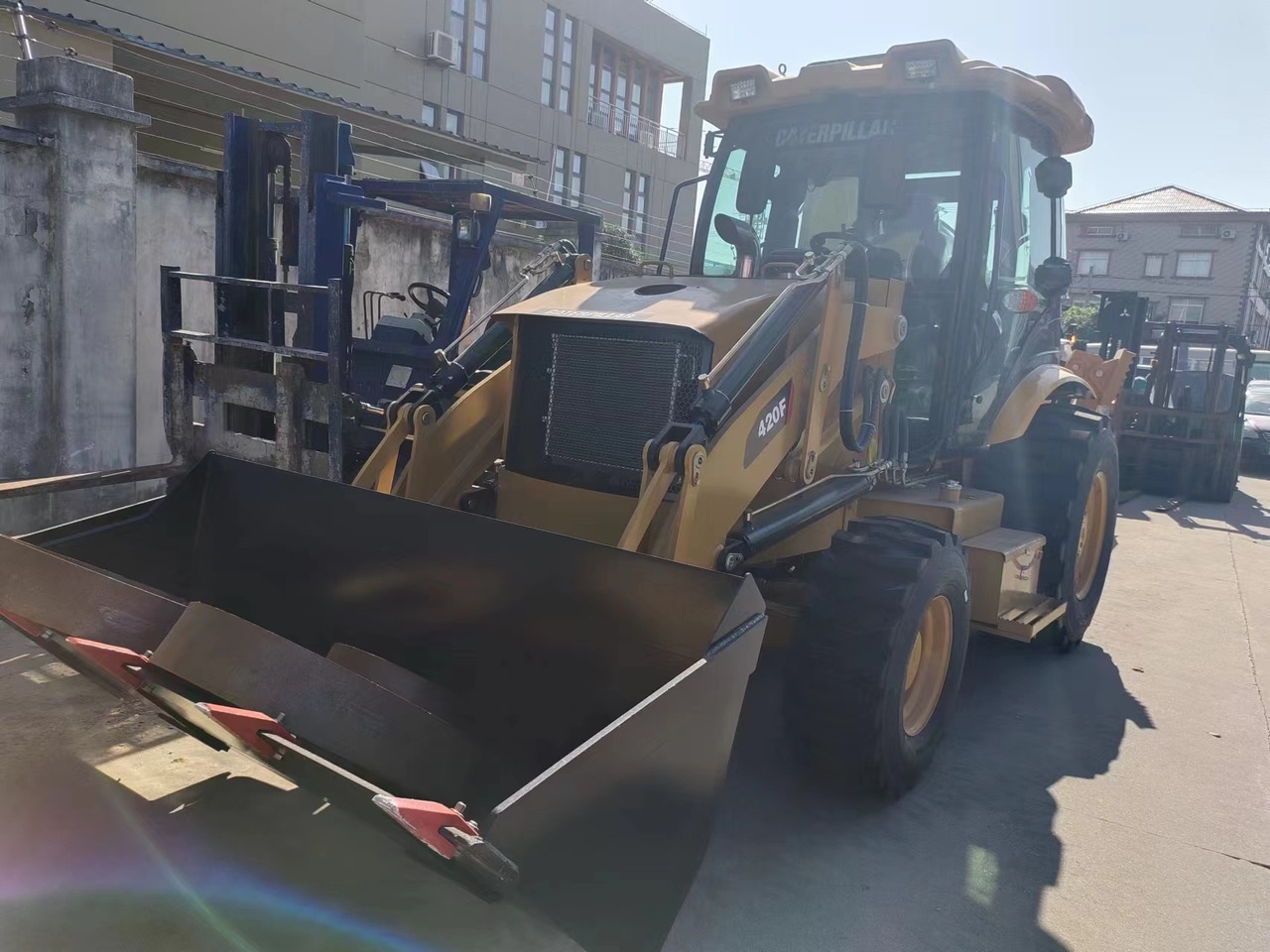 Backhoe loader 420F 420F- Photo 3