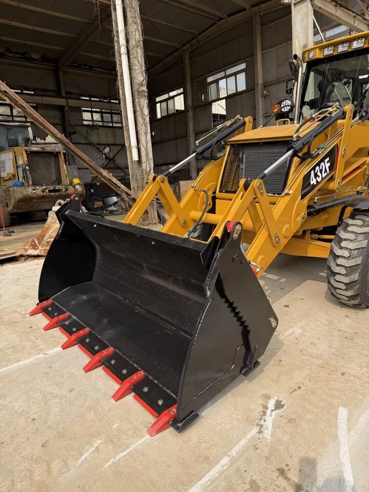 Graaflaadmachine CATERPILLAR 432F- Photo 2