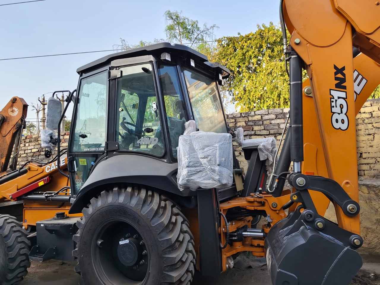 Koparko-ładowarka 851nx 851nx- Photo 2