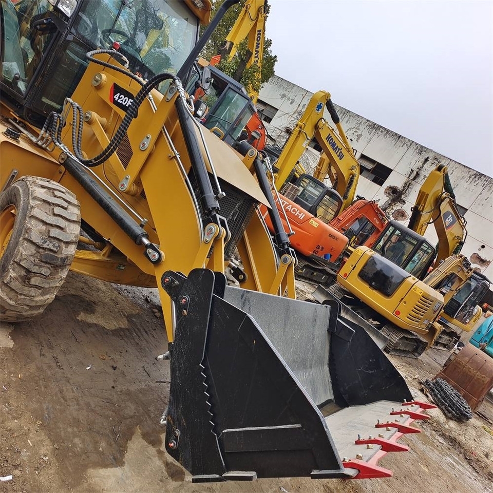 Backhoe loader CAT 420 F CAT 420 F- Photo 5