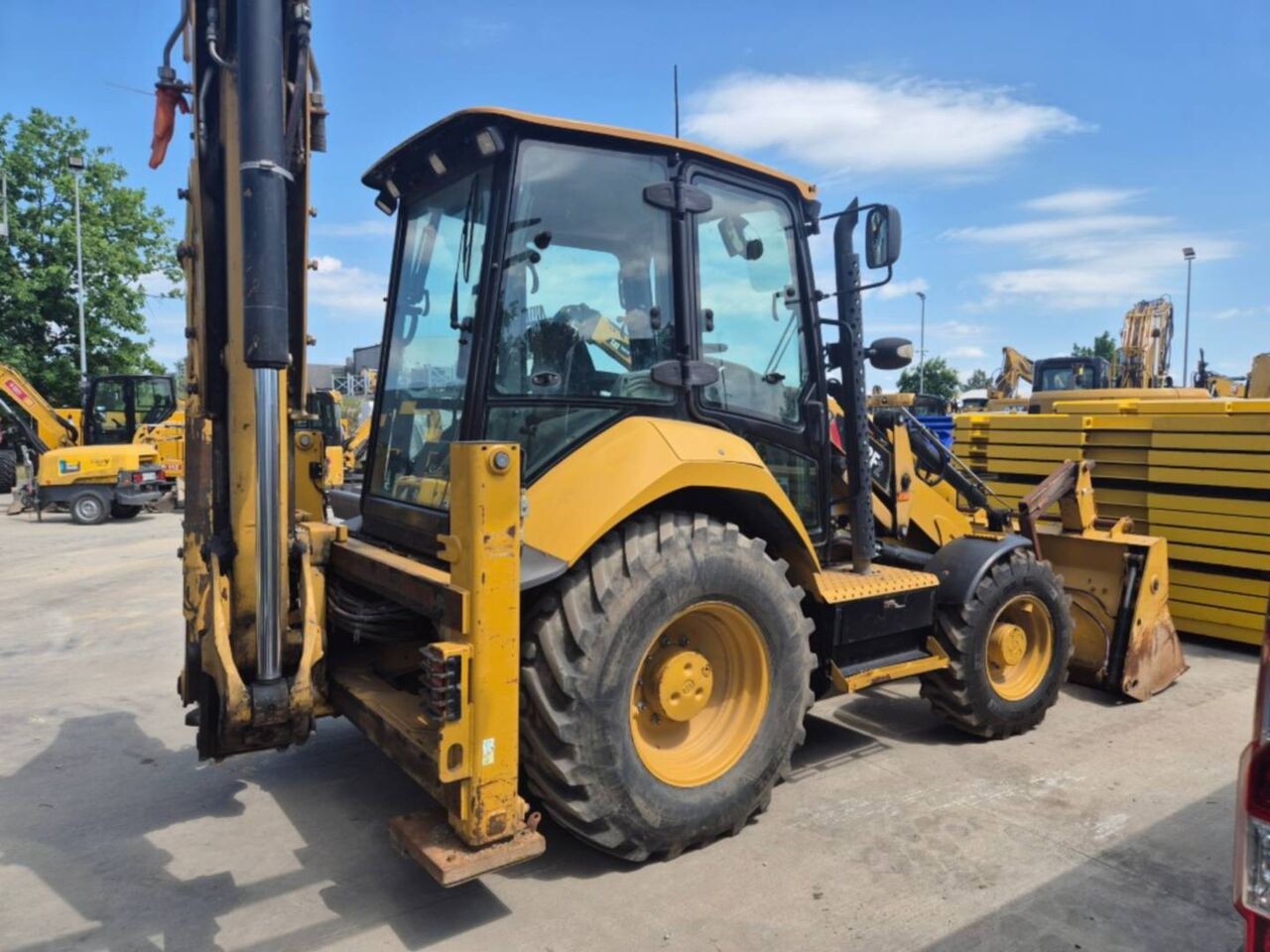 Baggerlader CAT 428F2- Photo 3