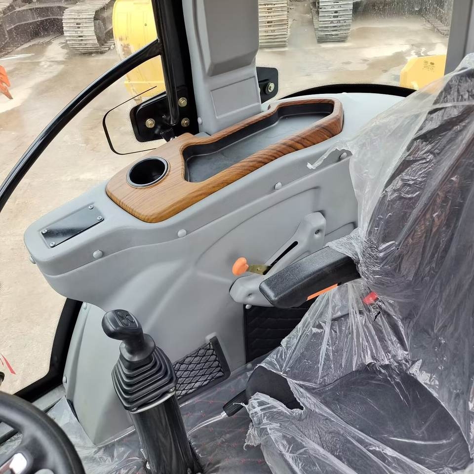 Koparko-ładowarka Used Caterpillar CAT 420F 420F2 Backhoe Loader Retro Excavator CAT420F CAT420F2 Cheap Price for Sale Used Caterpillar CAT 420F 420F2 Backhoe Loader Retro Excavator CAT420F CAT420F2 Cheap Price for Sale- Photo 4