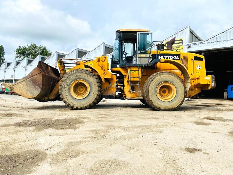 Koparko-ładowarka Chargeuse articulé HL770-7A 23T Chargeuse articulé HL770-7A 23T- Photo 3