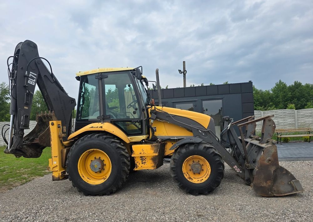Backhoe loader Volvo- Photo 4
