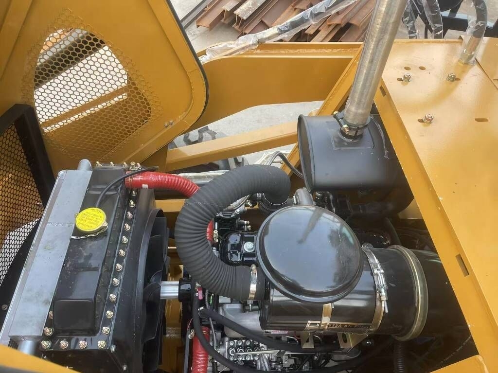 Backhoe loader CAT 420 F- Photo 2