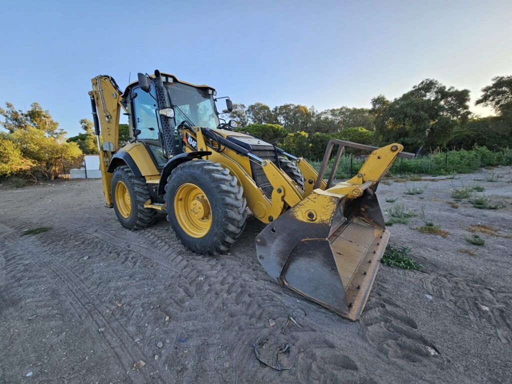 Baggerlader CAT 434F2- Photo 4