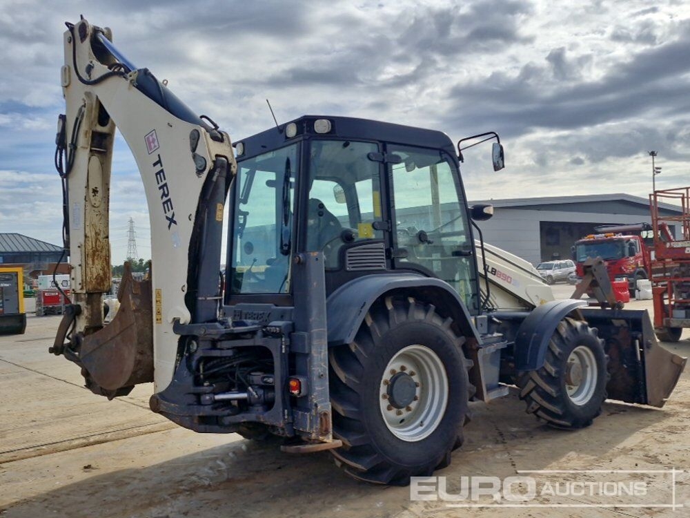 Backhoe loader 2016 Terex TLB890 2016 Terex TLB890- Photo 5