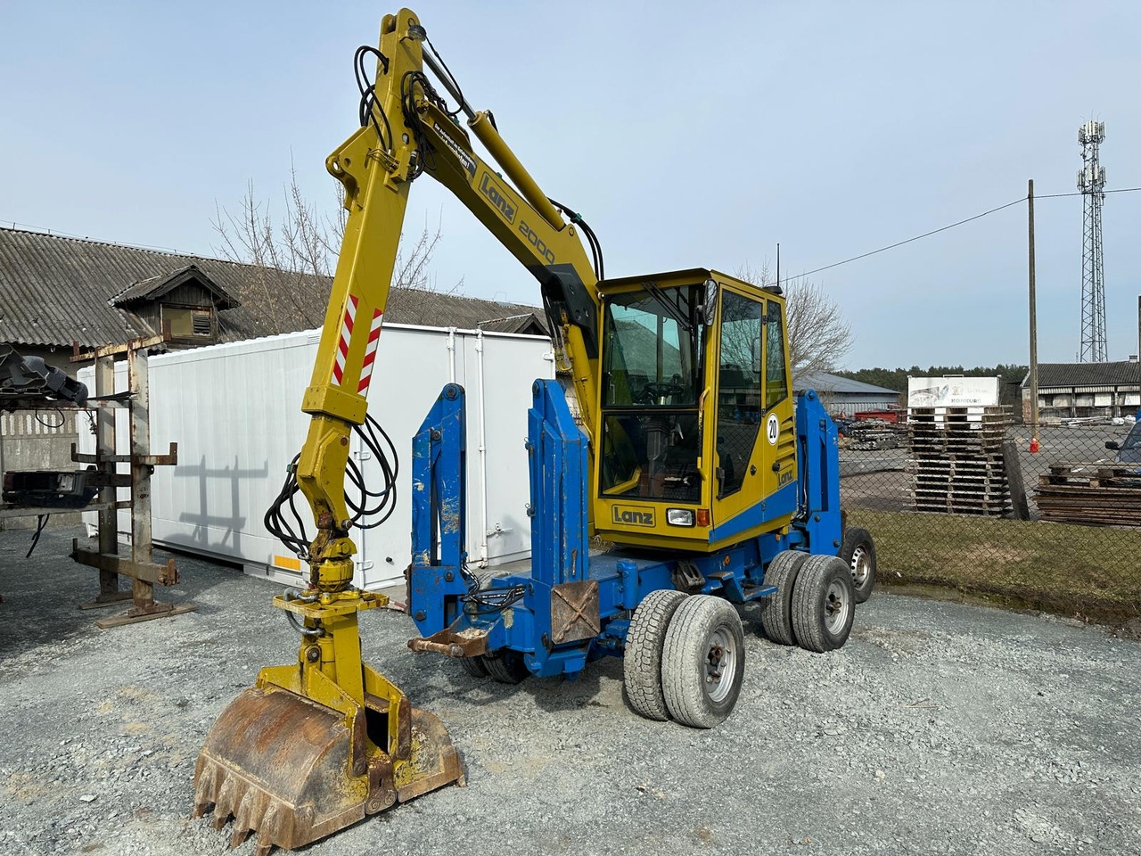 Backhoe loader KOPARKO-ŁADOWARKA KOŁOWA LANZ 2000(FB0362) KOPARKO-ŁADOWARKA KOŁOWA LANZ 2000(FB0362)- Photo 2