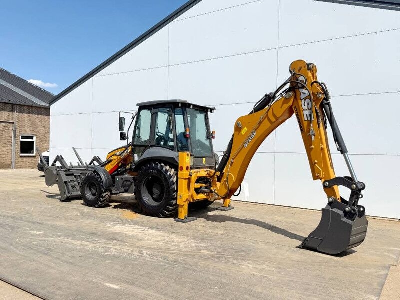 Graaflaadmachine 570SV - 6/1 Bucket / Telescopic Boom / Airco 570SV - 6/1 Bucket / Telescopic Boom / Airco- Photo 2