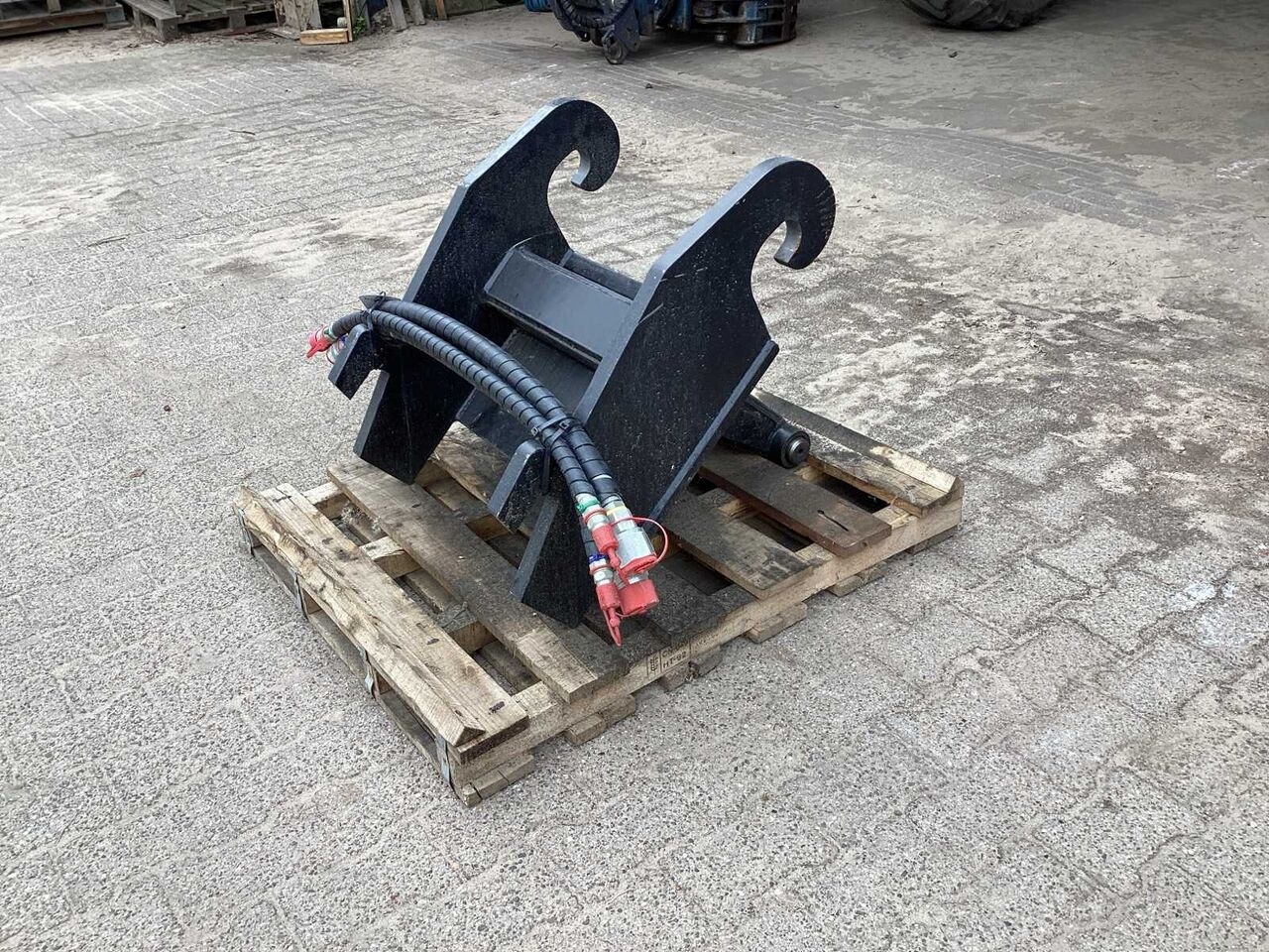 Baggerlader KINSHOFFER HYDRAULIC QUICK COUPLER KINSHOFFER HYDRAULIC QUICK COUPLER- Photo 3