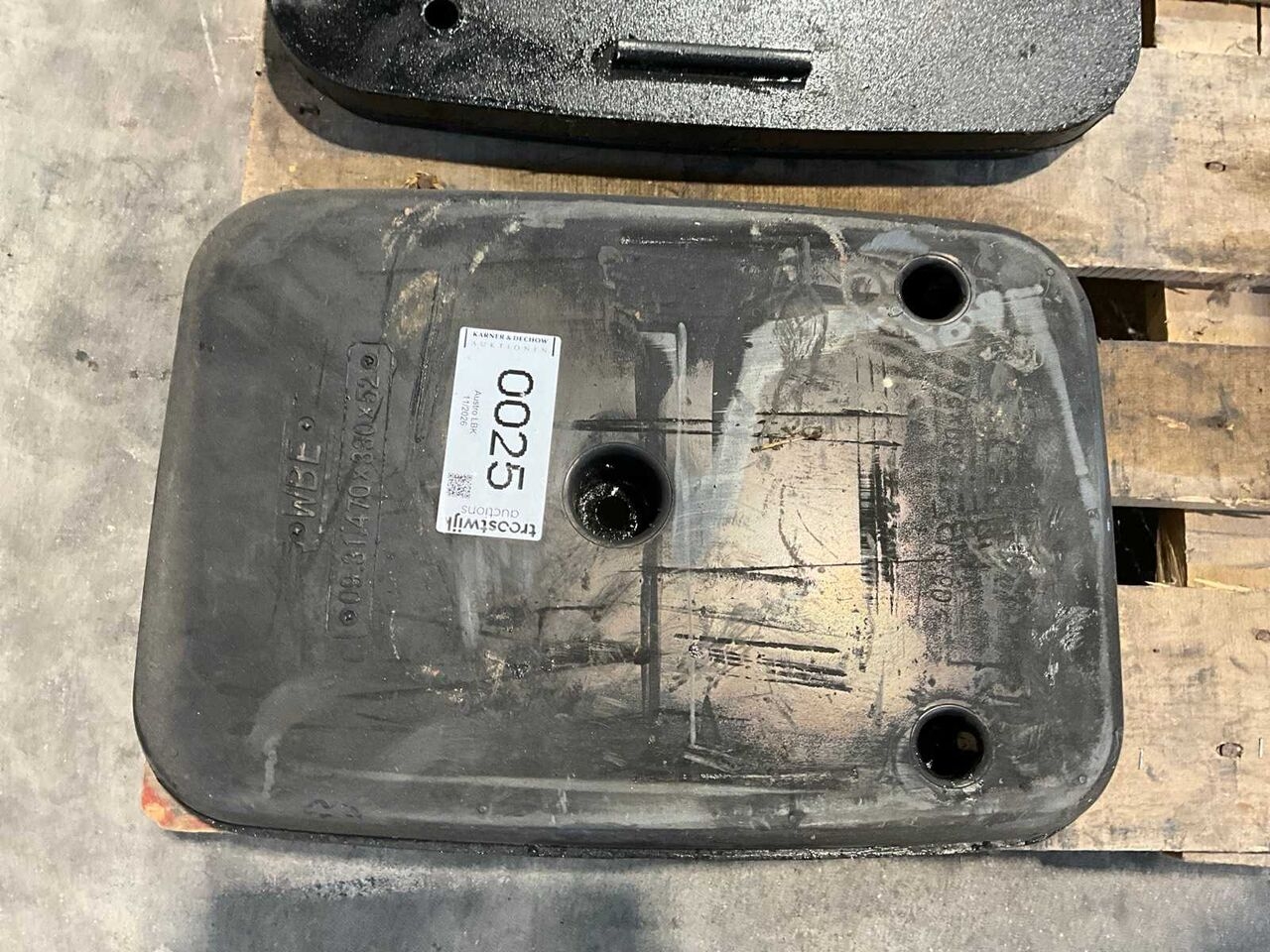 Backhoe loader 3CX / 4CX RUBBER SUPPORT PLATES FOR JCB BACKHOE LOADERS (2X)- Photo 4