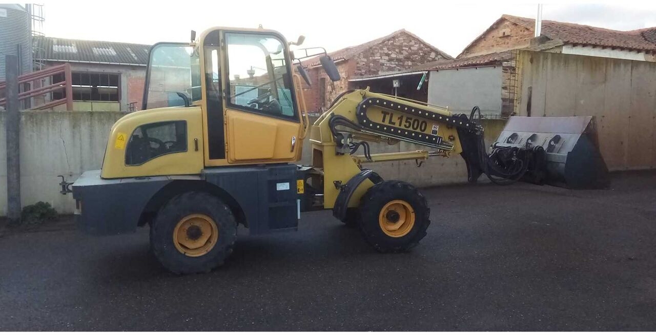 Backhoe loader HERACLES - TL1500 - COMPACT ARTICULATED WHEEL LOADER WITH ENCLOSED CAB - 2019 HERACLES - TL1500 - COMPACT ARTICULATED WHEEL LOADER WITH ENCLOSED CAB - 2019- Photo 3