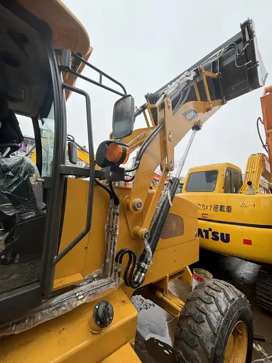 Baggerlader Used caterpillar backhoe loader CAT 420F2 in good condition for sale Used caterpillar backhoe loader CAT 420F2 in good condition for sale- Photo 4