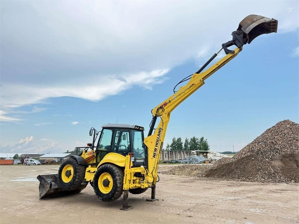 Baggerlader New Holland B 115 4PS- Photo 5