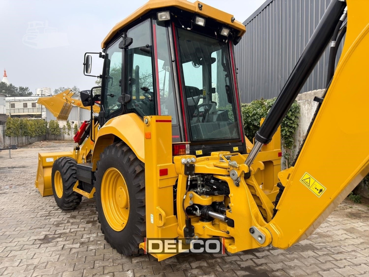 Backhoe loader 424 424- Photo 5