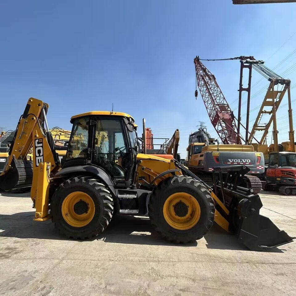 Baggerlader JCB 4CX Nearly-new machine- Photo 4