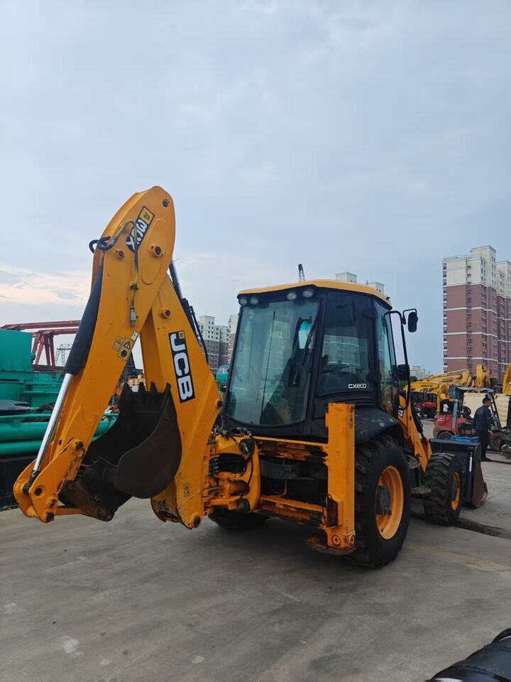 Baggerlader JCB 3CX4TEC- Photo 4