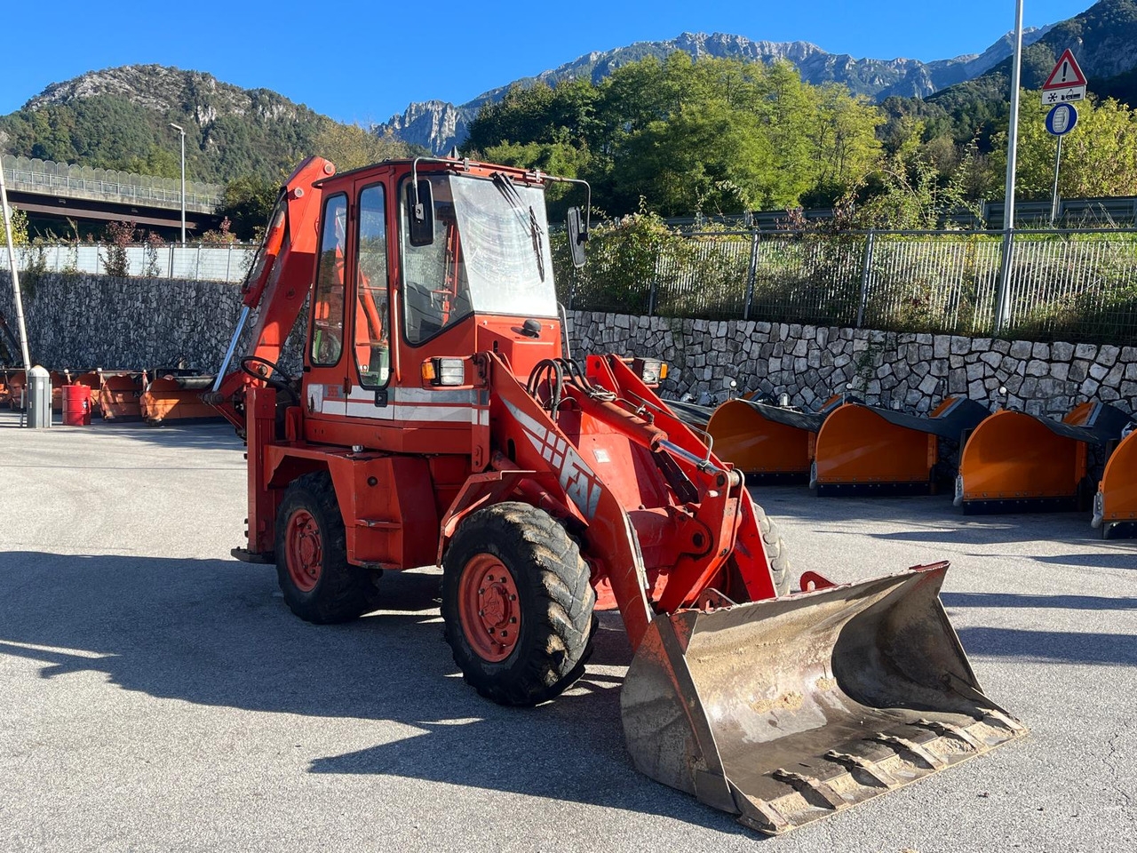 Baggerlader TERNA FAI 555 TERNA FAI 555- Photo 3