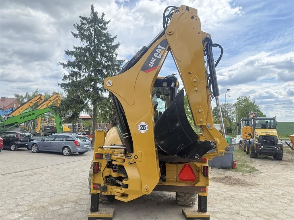 Backhoe loader CAT 444F- Photo 5