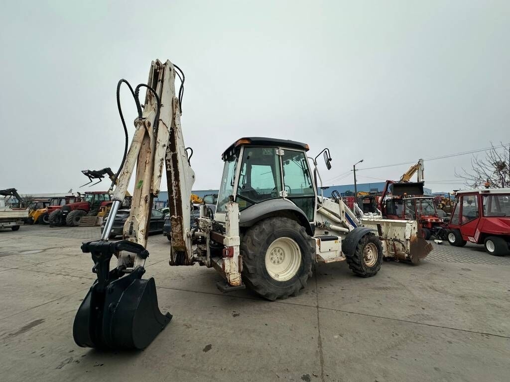 Backhoe loader Case SR590-4PS Case SR590-4PS- Photo 4