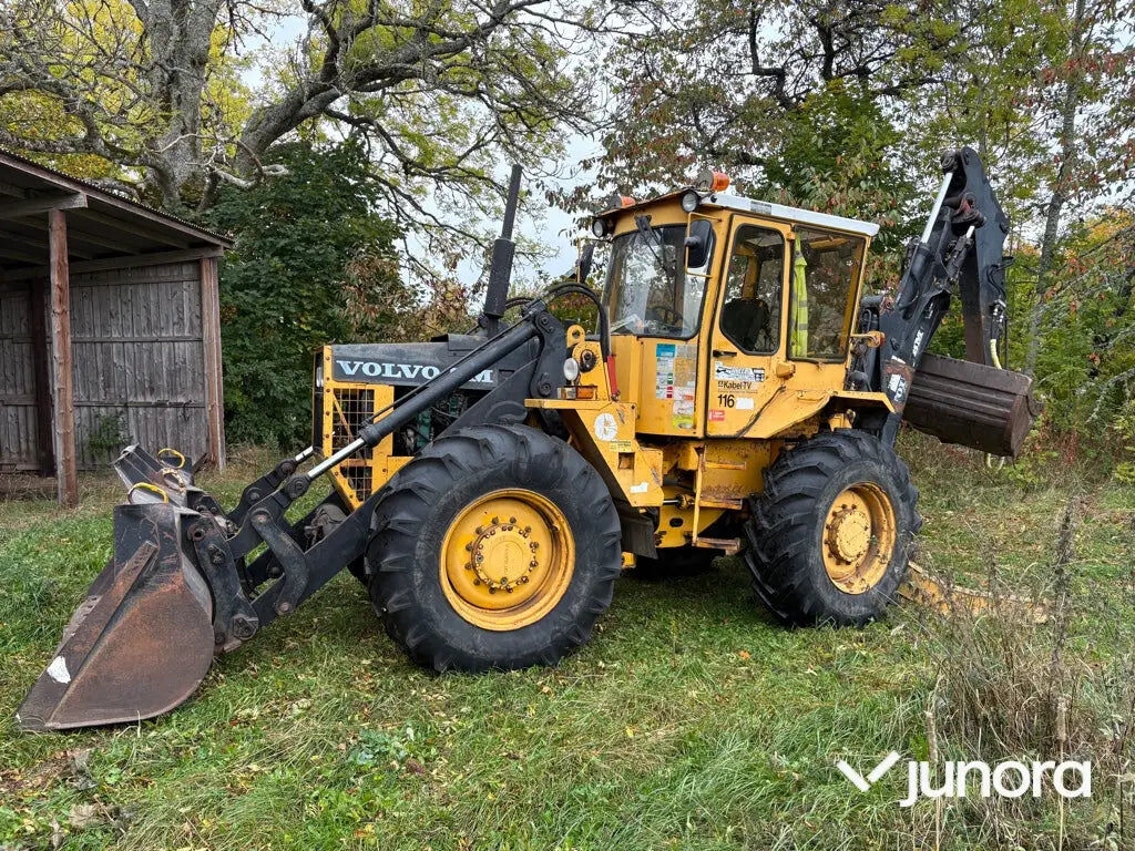 Baggerlader Traktorgrävare Volvo BM 6300- Photo 2