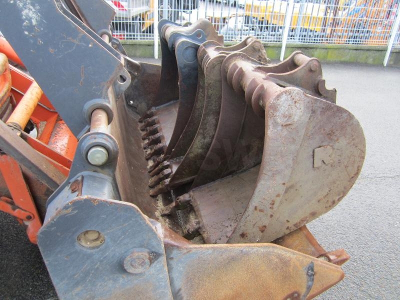 Backhoe loader B95 B95- Photo 3