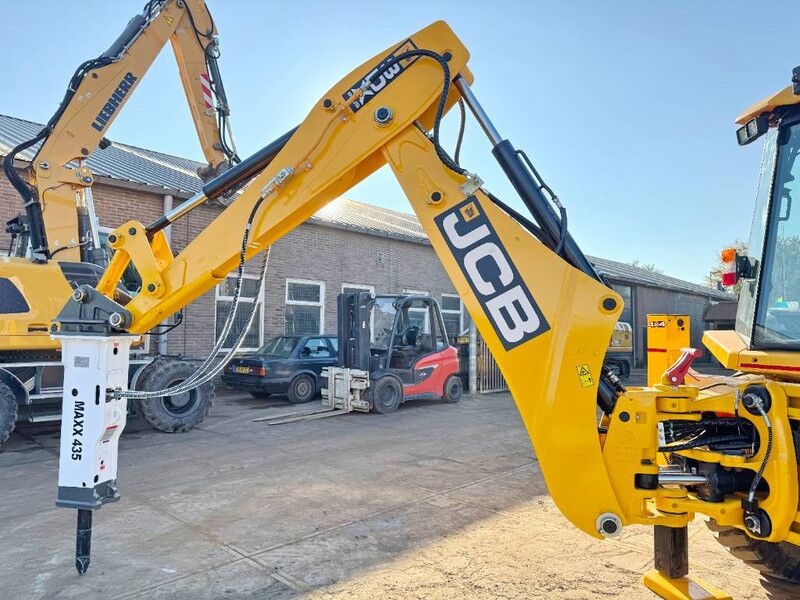 Backhoe loader 3DX / 3CX Plus 4WD - 4/1 Bucket + Hammer 3DX / 3CX Plus 4WD - 4/1 Bucket + Hammer- Photo 5