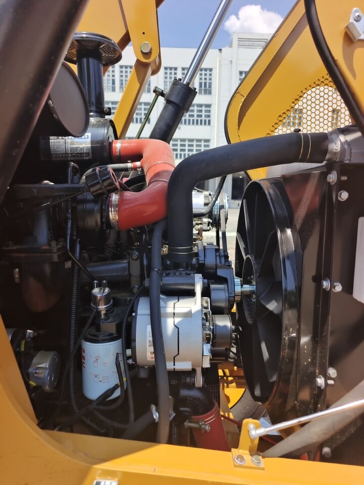 Backhoe loader 420F 3000Units machines in stock 420F 3000Units machines in stock- Photo 3
