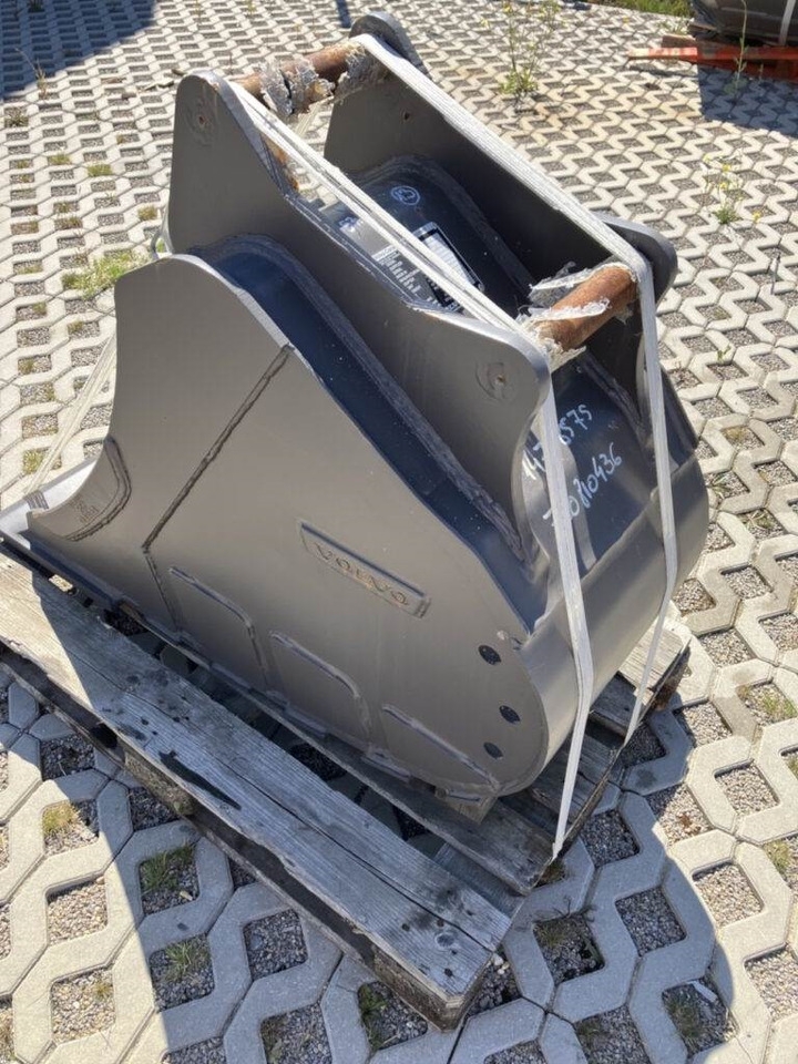 Koparko-ładowarka Volvo Tieflöffel mit Messer S50 Volvo Tieflöffel mit Messer S50- Photo 3