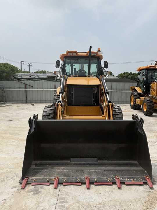 Graaflaadmachine Excellent Quality 4x4 Caterpillar Tlb Good Price Cat 420f Backhoe Loader With H-shaped Stand Excellent Quality 4x4 Caterpillar Tlb Good Price Cat 420f Backhoe Loader With H-shaped Stand- Photo 3