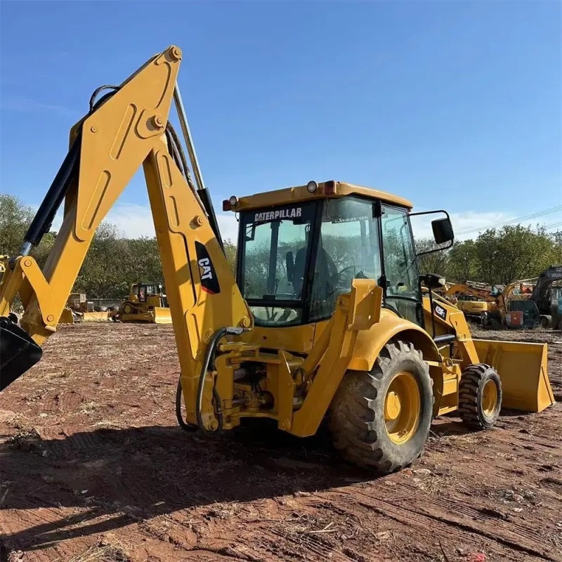 Backhoe loader Used CAT 420F Backhoe Loader Used CAT 420F Backhoe Loader- Photo 2