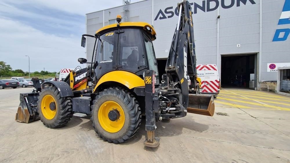 Koparko-ładowarka MST M644 PLUS MST M644 PLUS- Photo 2