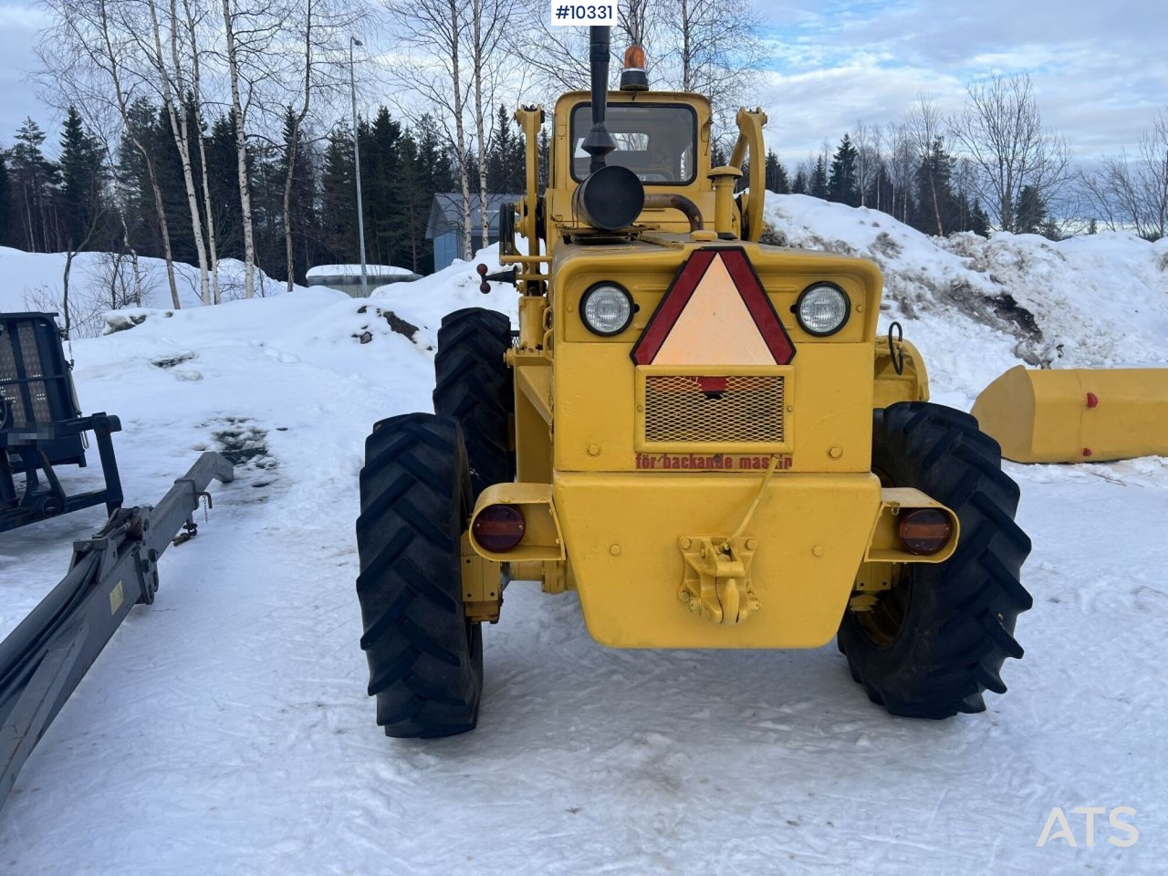 Baggerlader Volvo BM 640 Backhoe loader with bucket Volvo BM 640 Backhoe loader with bucket- Photo 4