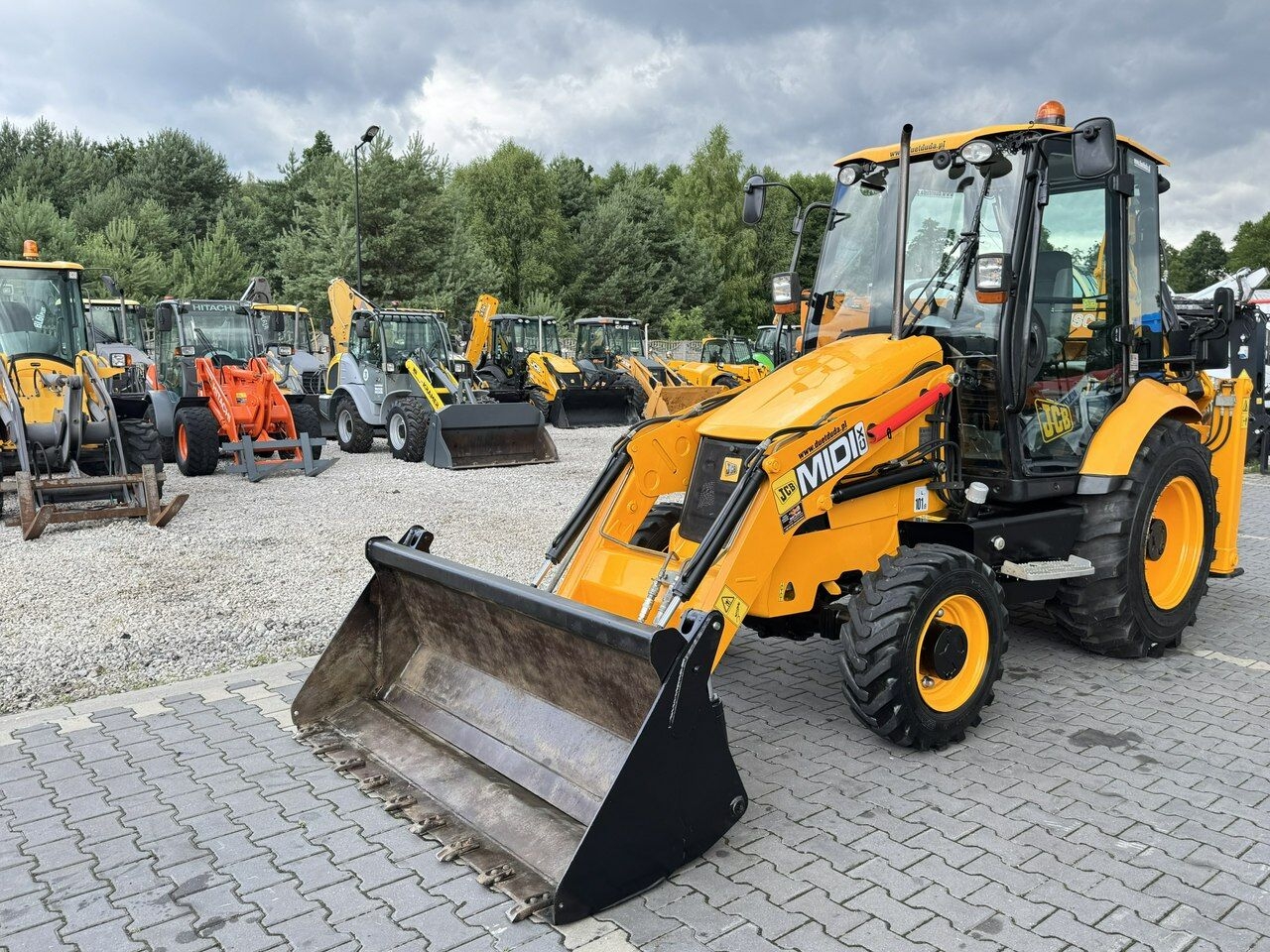 Backhoe loader MIDI CX Szybkozłącze Nowe Opony bez luzów i wycieków Super Stan MIDI CX Szybkozłącze Nowe Opony bez luzów i wycieków Super Stan- Photo 2