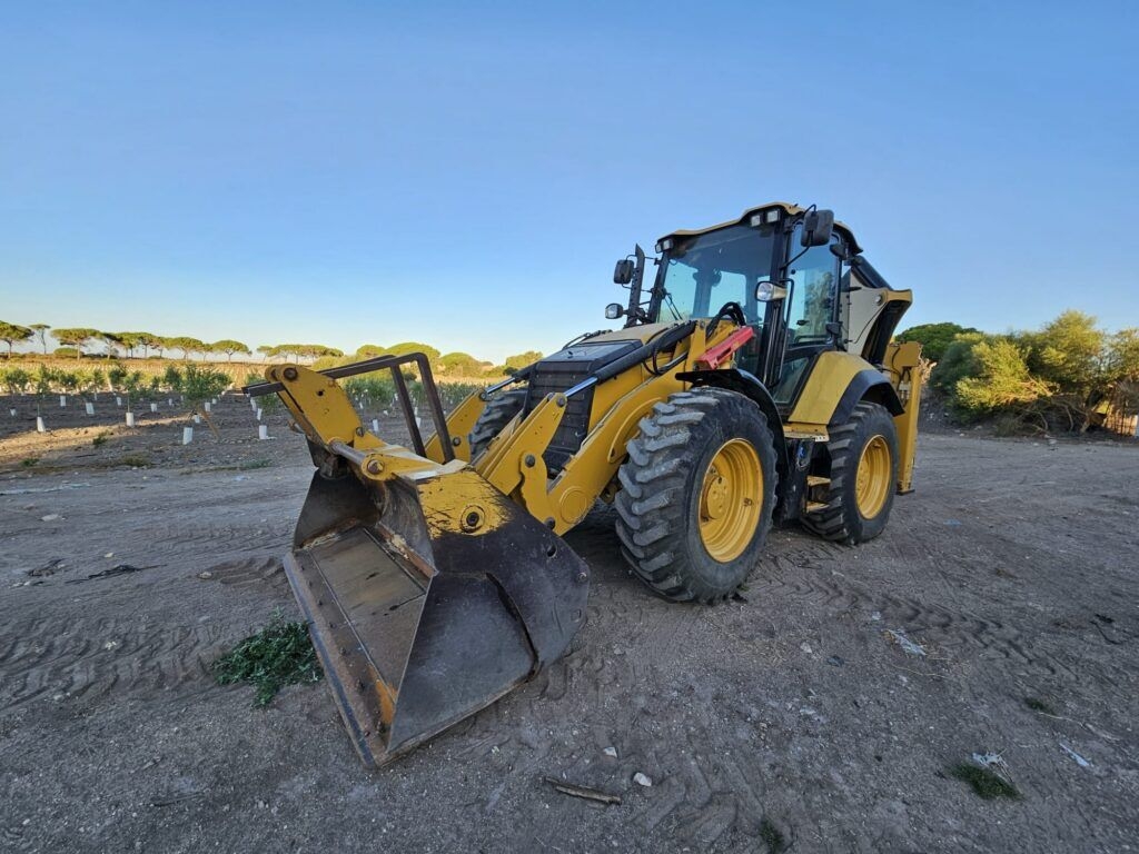 Baggerlader CAT 434F2- Photo 2