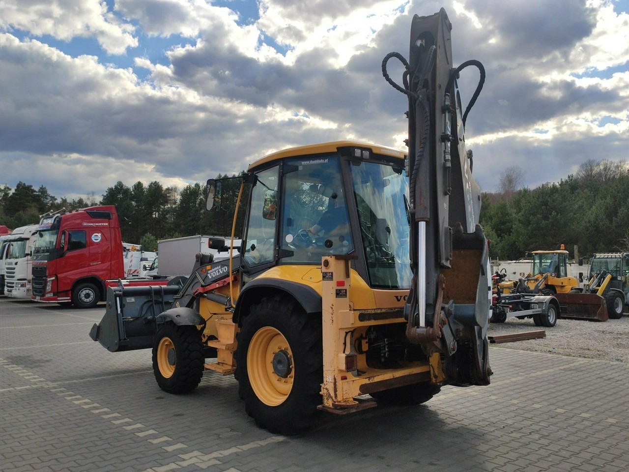 Backhoe loader BL61B Oryginalna Bez Luzów i Wycieków Zadbana Sprawna Super Stan BL61B Oryginalna Bez Luzów i Wycieków Zadbana Sprawna Super Stan- Photo 4