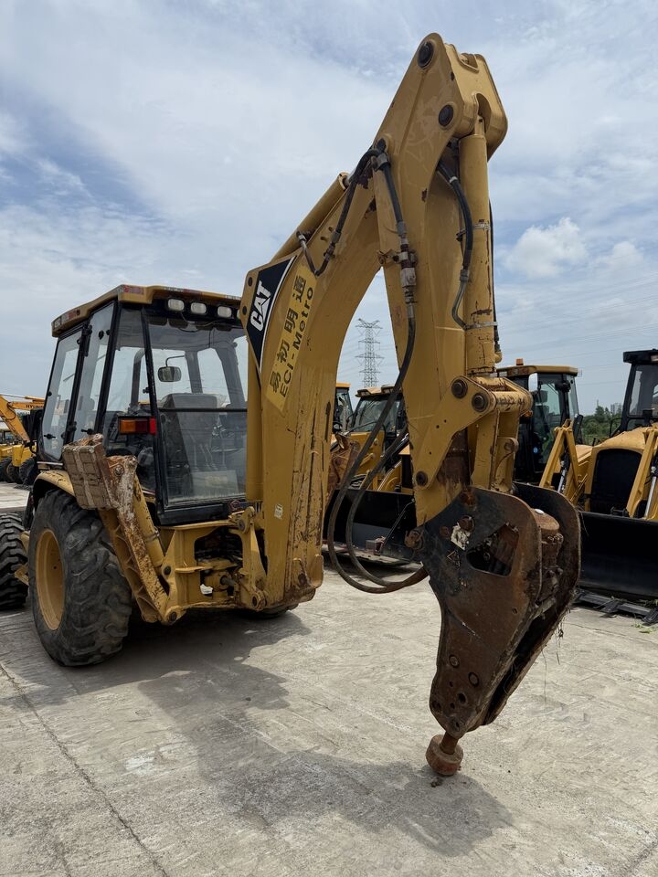 Graaflaadmachine CATERPILLAR 426c- Photo 3