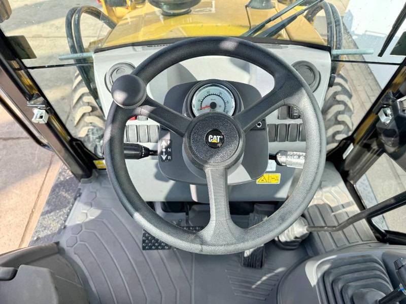 Koparko-ładowarka 424 4WD - Hammer Lines / Airco 424 4WD - Hammer Lines / Airco- Photo 7